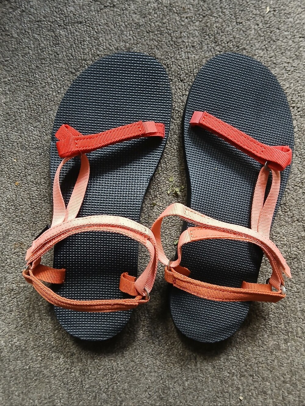 Teva Women’s Coral and Black Strappy Sandals Size 8